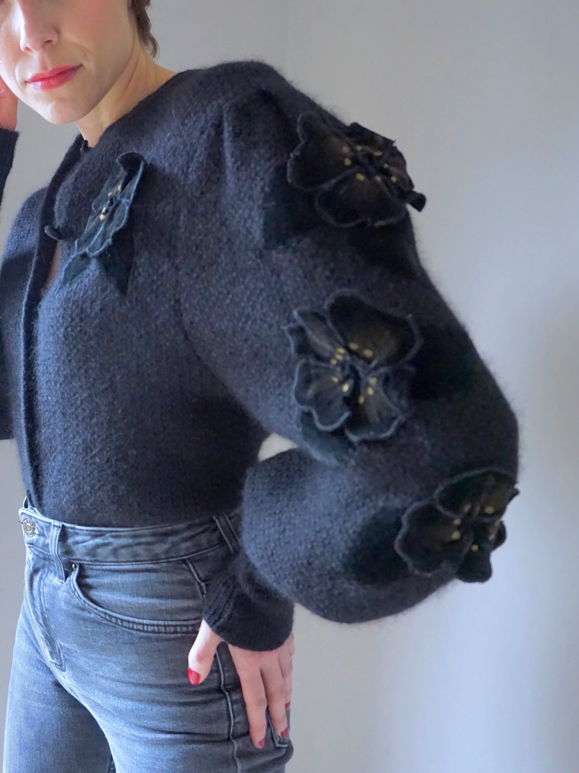 B37949C2-9BB7-443F-84DA-DFE8E242F0C0