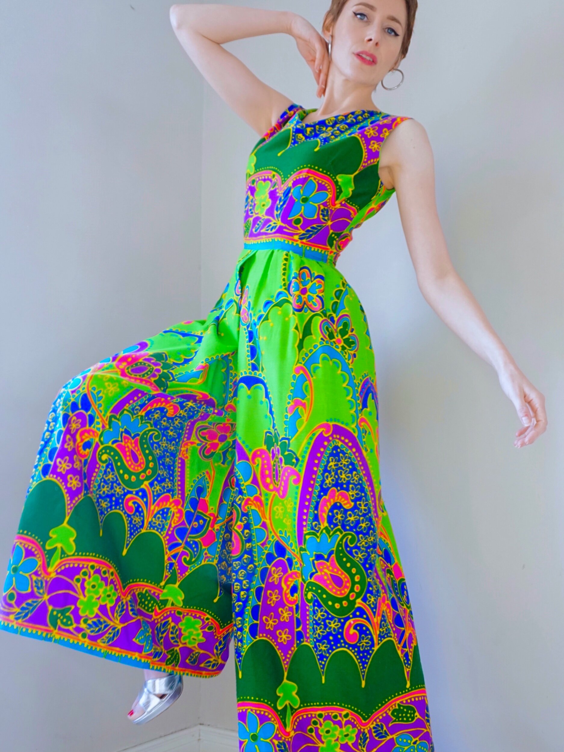 4960CA69-5C40-45FA-8E44-6A6092A16140