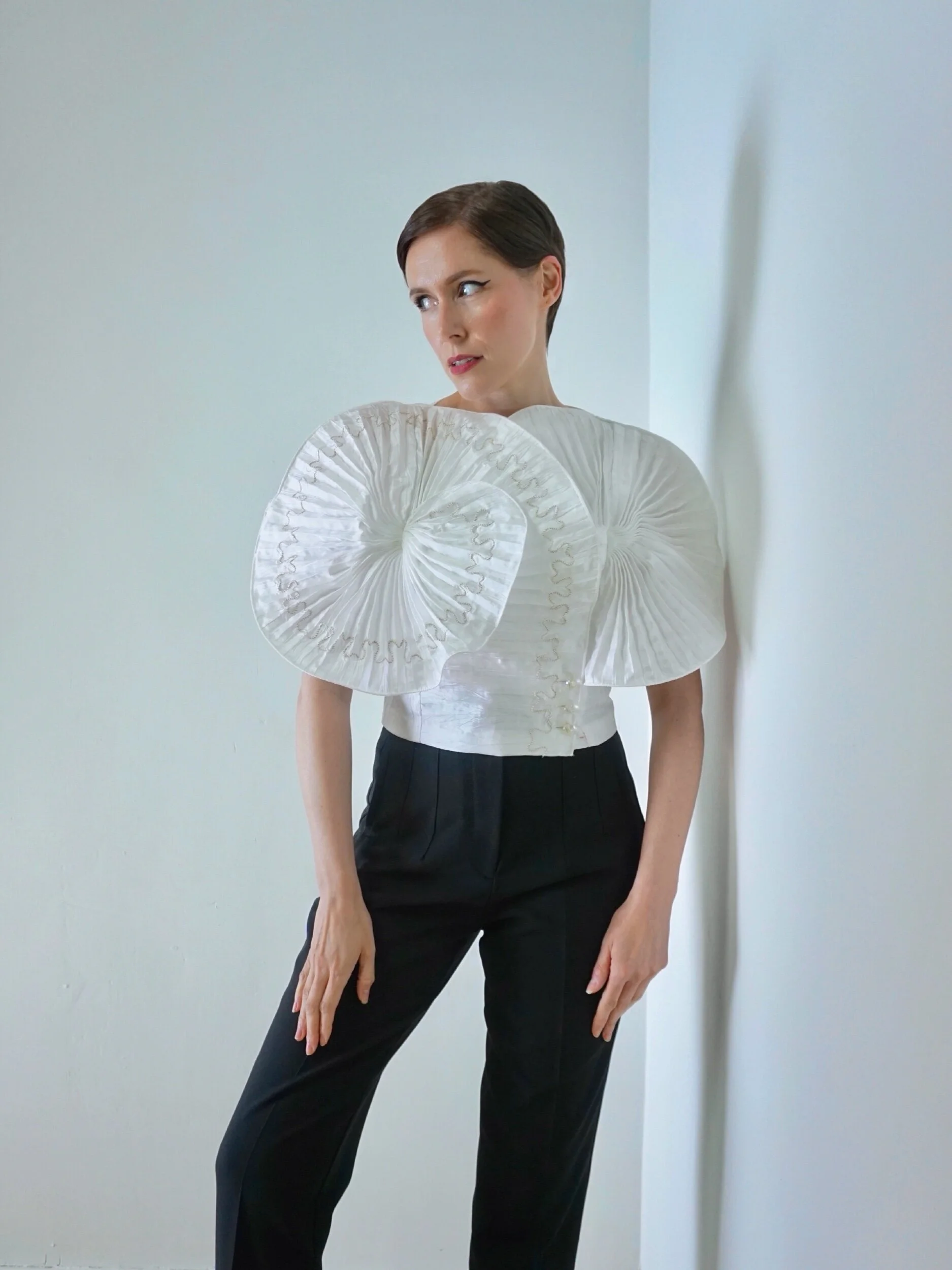 F49FF7F2-F274-4B7D-85D9-C3B5E6E8E5F8