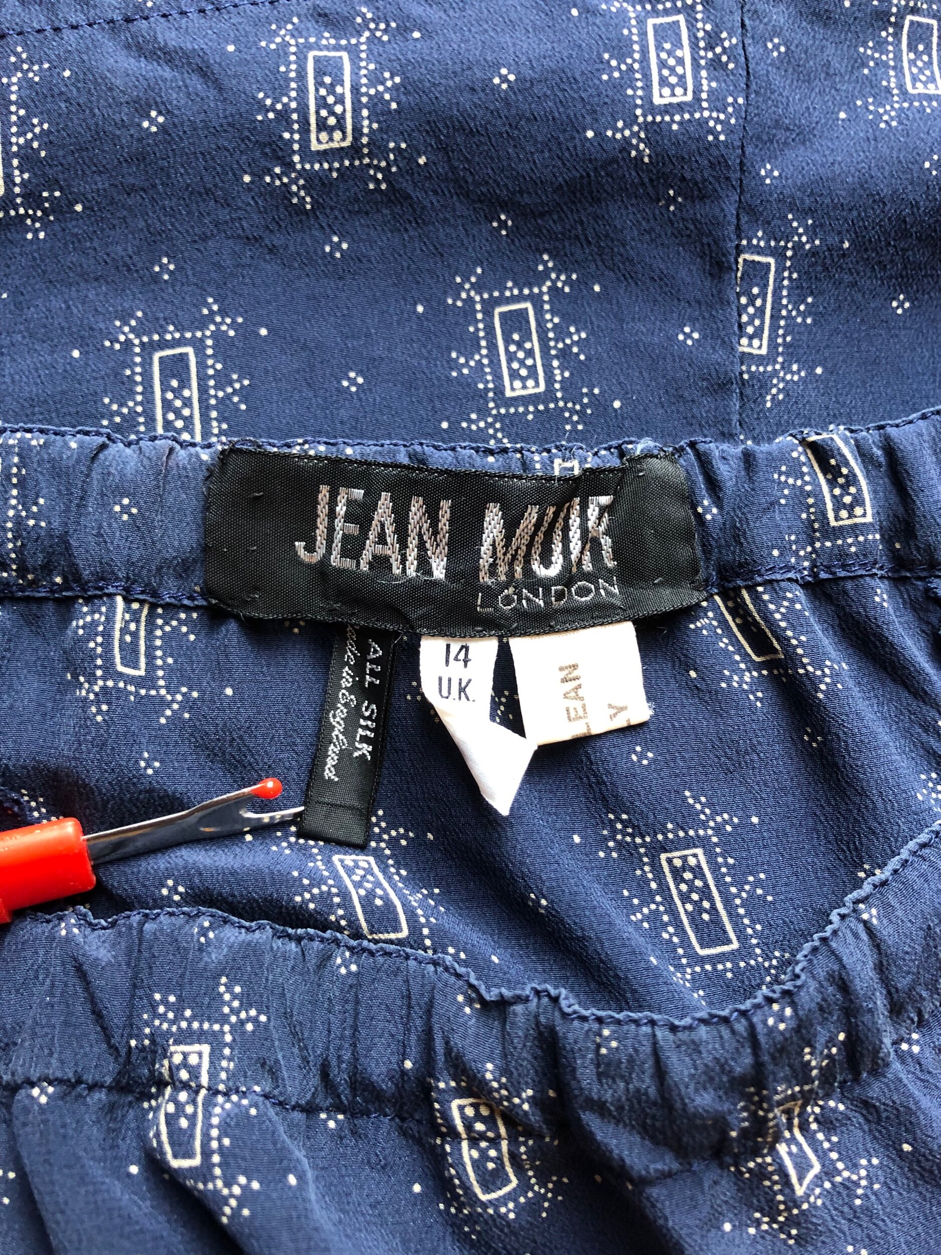 9A9B9FFB-9603-4960-8799-A921F0F082BB