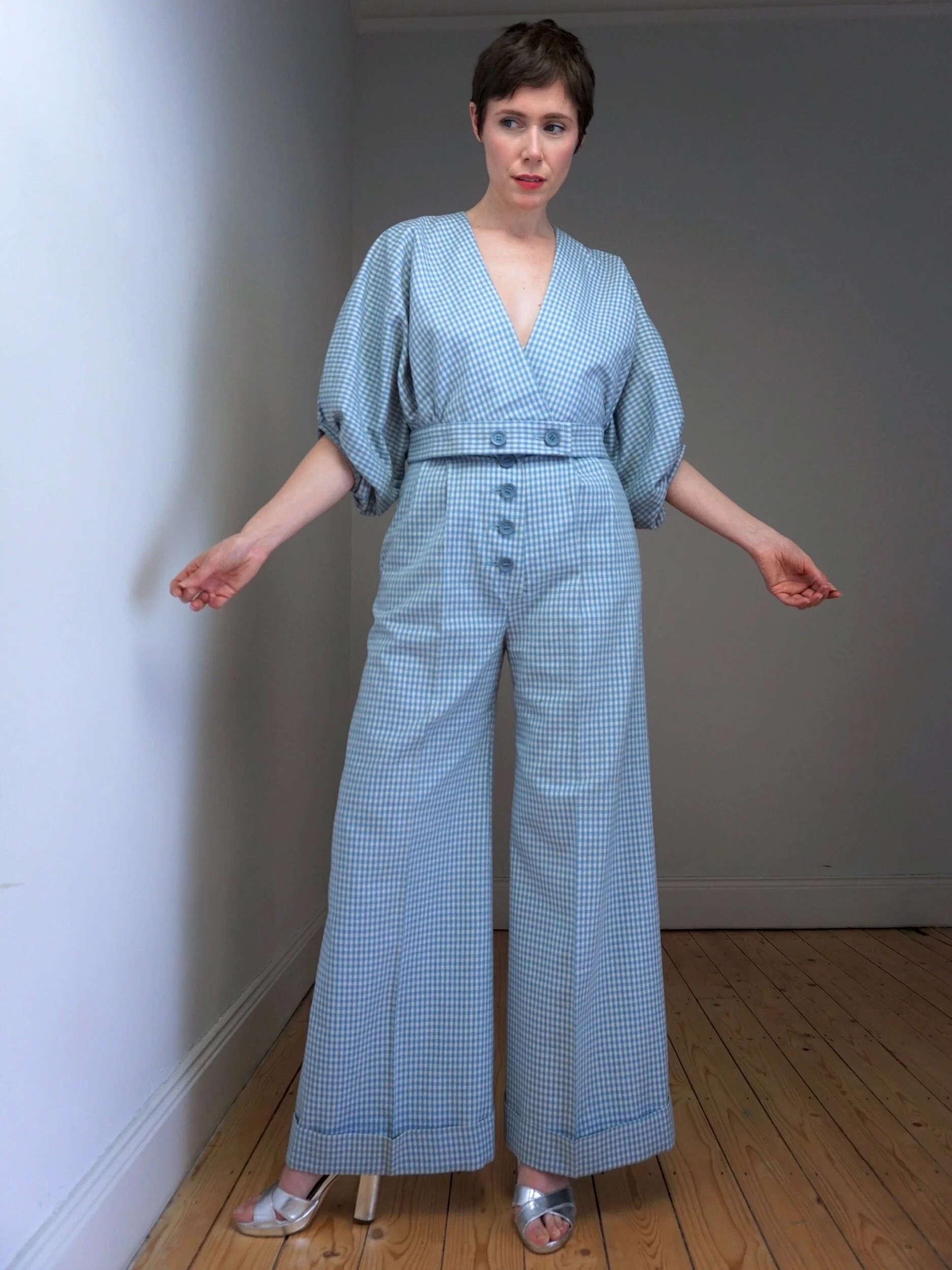 6D3A1C69-8D33-4CD3-902D-079E06F73EA2