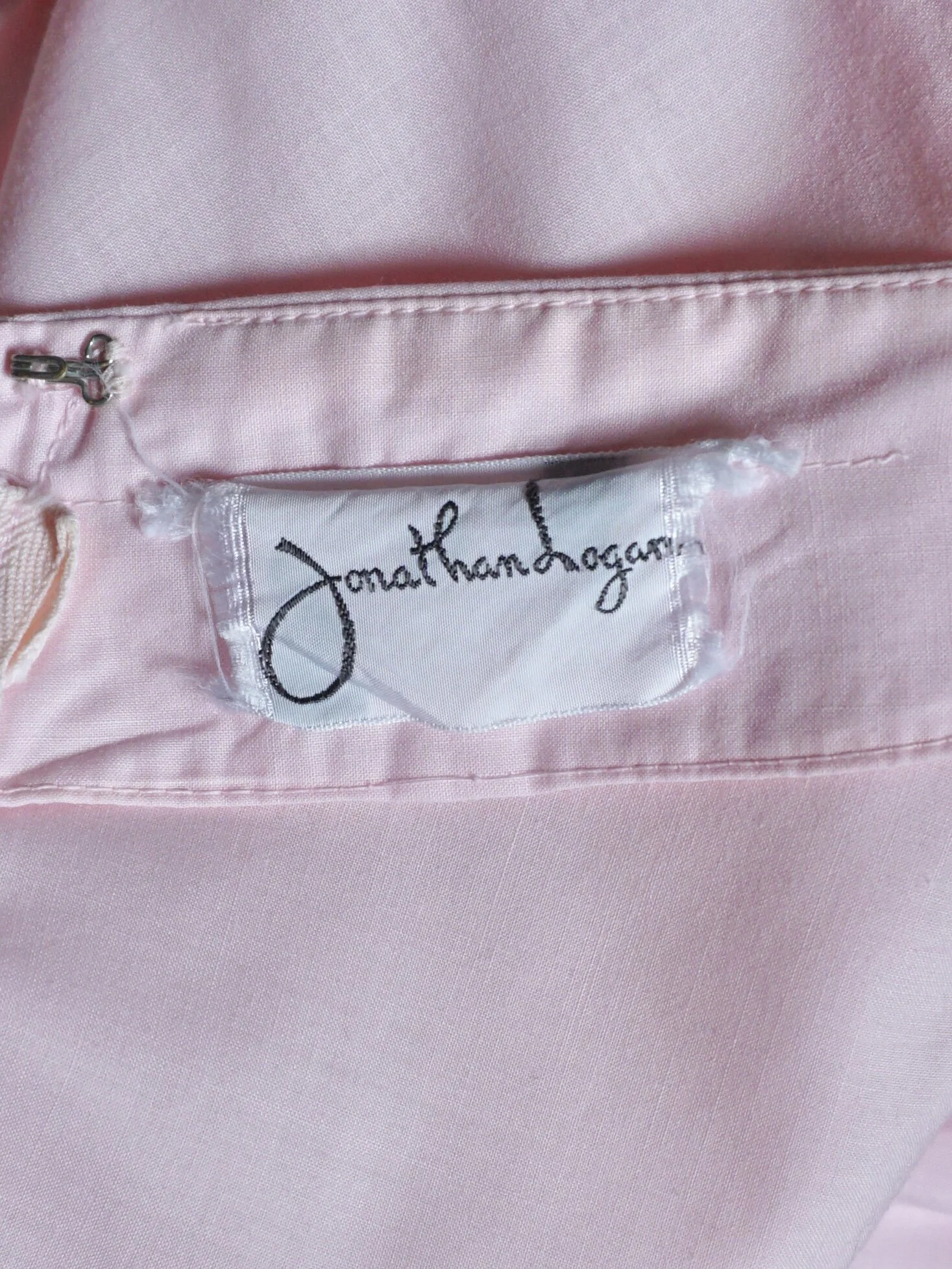 8002AAC3-7731-4C10-AFD1-111C3557F973