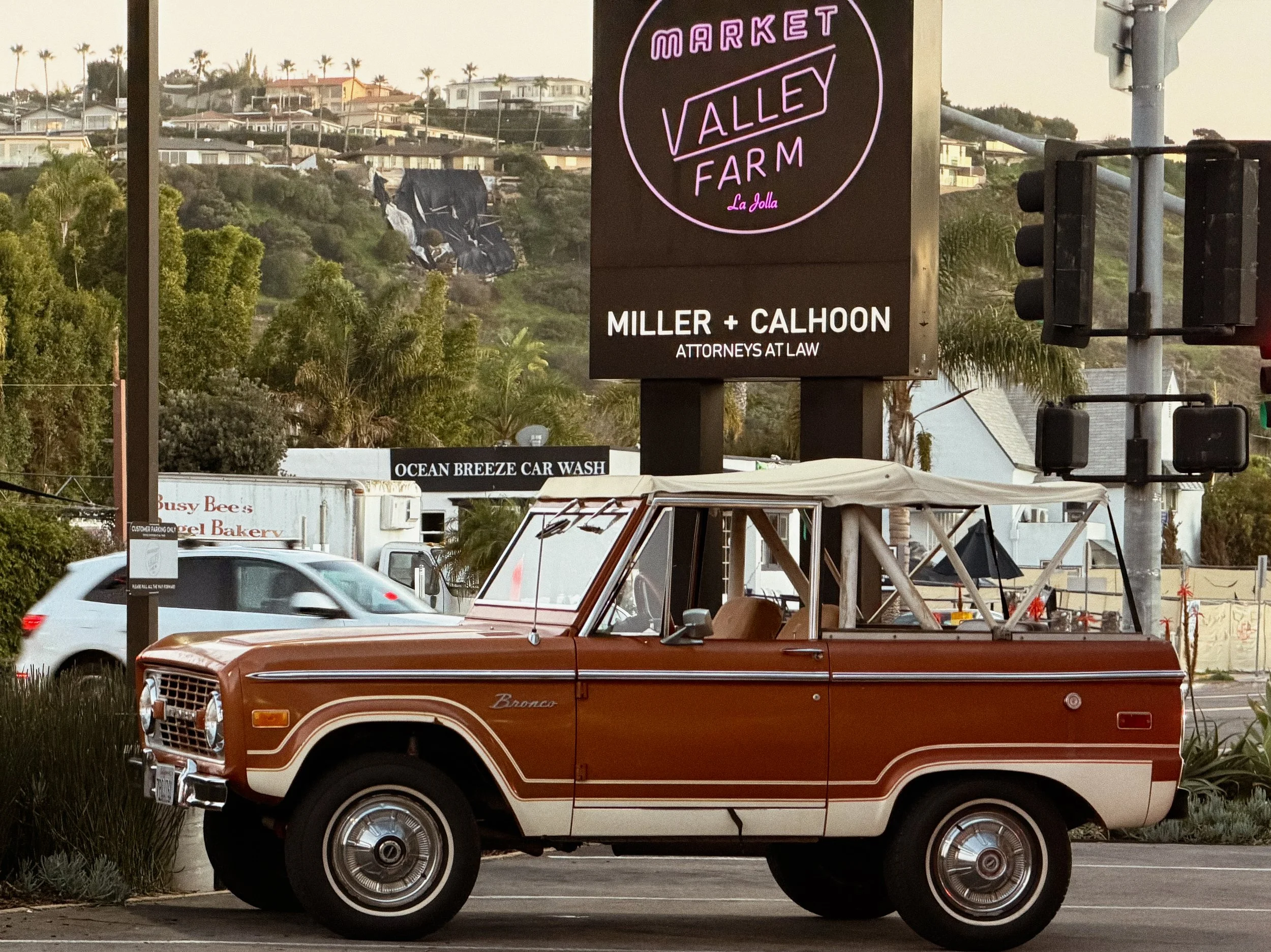 la-jolla-california-vintage-bronco-market-valley-farm.jpg