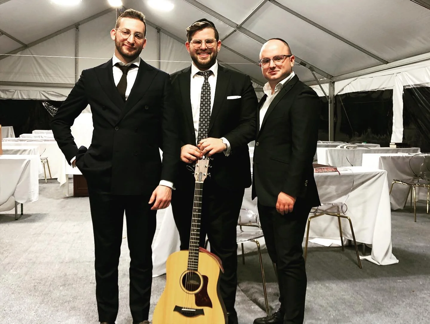 What a beautiful Shabbos celebrating the Sheva Brachos of @michaelfromo and @pessiafetter in Monsey, NY.
.
.
#kollab #shabbat #shabbos #chanuka #beautiful #celebration #marriage #love #jewish #couple #wedding #simcha #singing #music #acapella #song #