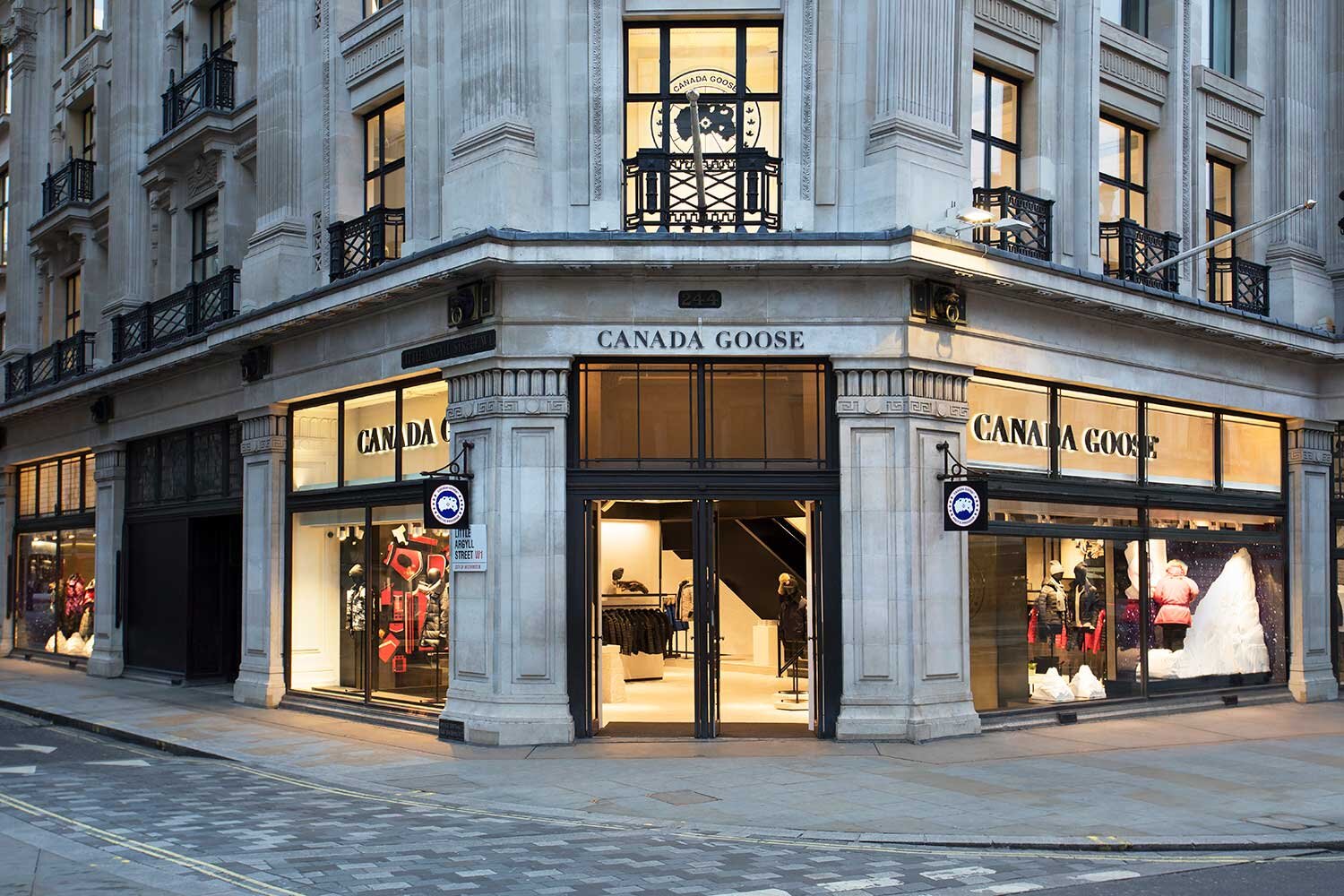 CaseStudy-CanadaGoose-London-01.jpg