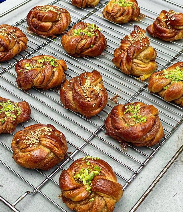 Cinnamon and Pistachio Buns. .

Middle Eastern cuisine has always inspired me. I love the powerful flavours, the bold colours and also the sharing nature of the dishes. HOWEVER, these buns aren&rsquo;t to be shared haha! Eat one (3) to yourself - of 