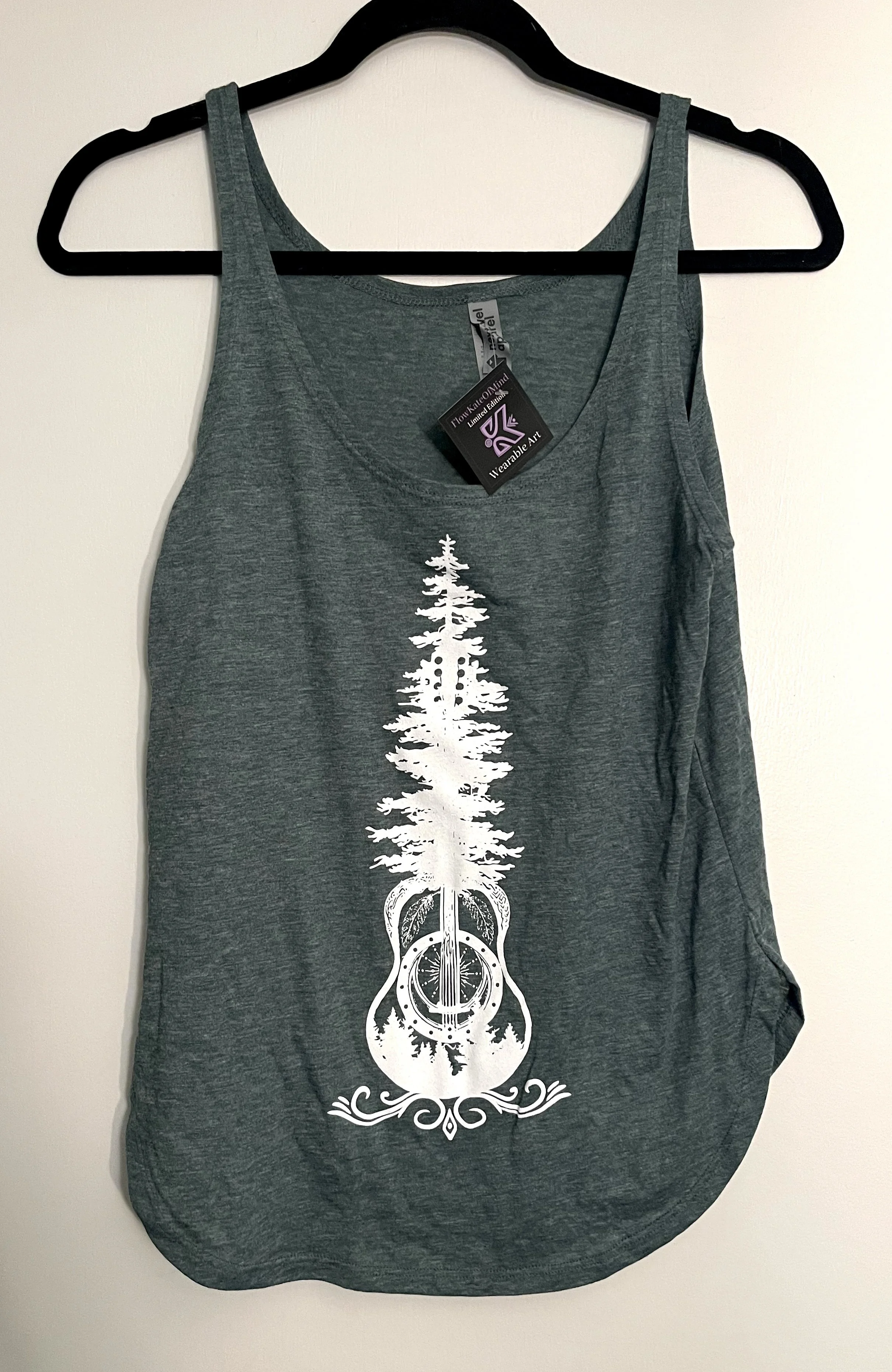 GuitarBanjo Tree Tank