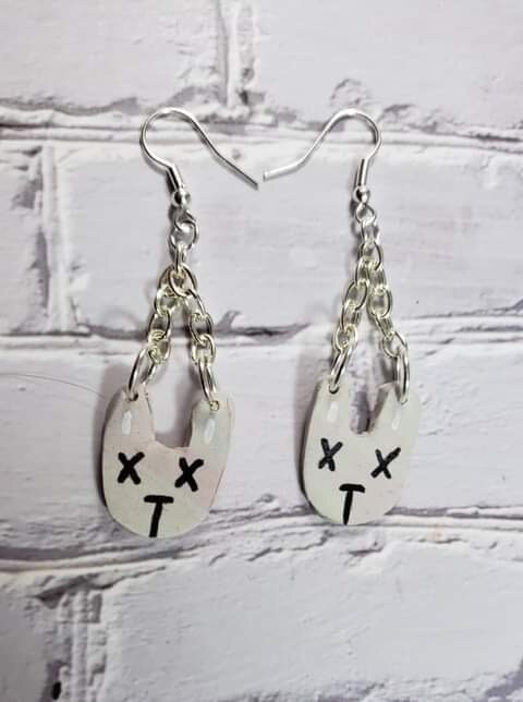 3F0D301B-F908-4953-85D0-4CA05C2D9544