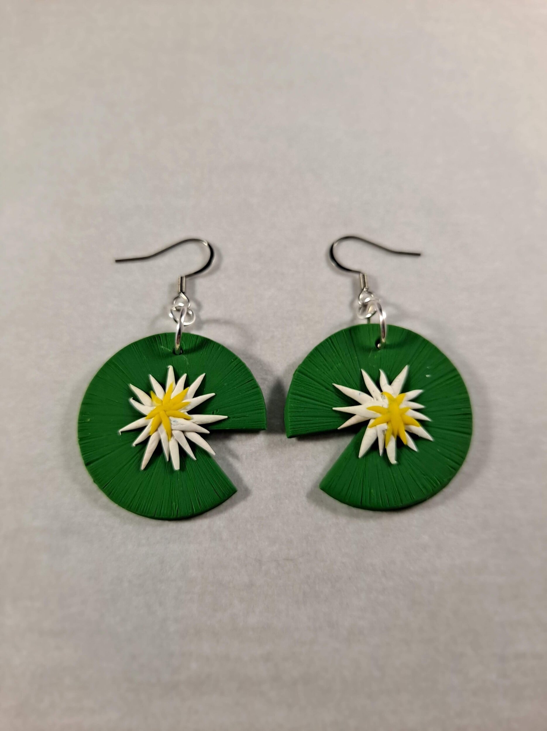 B4E274B7-E9DC-4249-931C-15199B9D5026