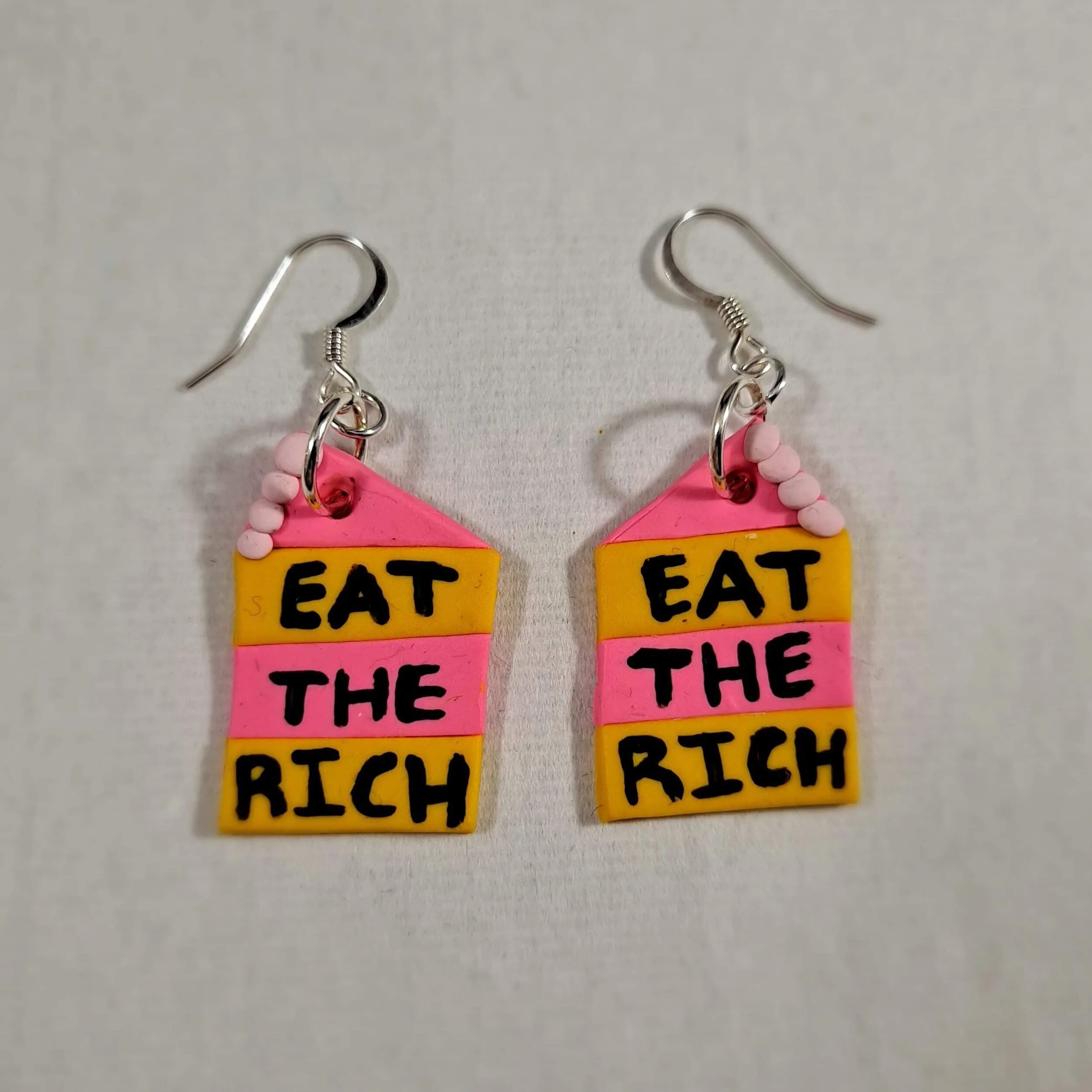 3319EEC8-C65B-4C43-818E-CA31488BCD81