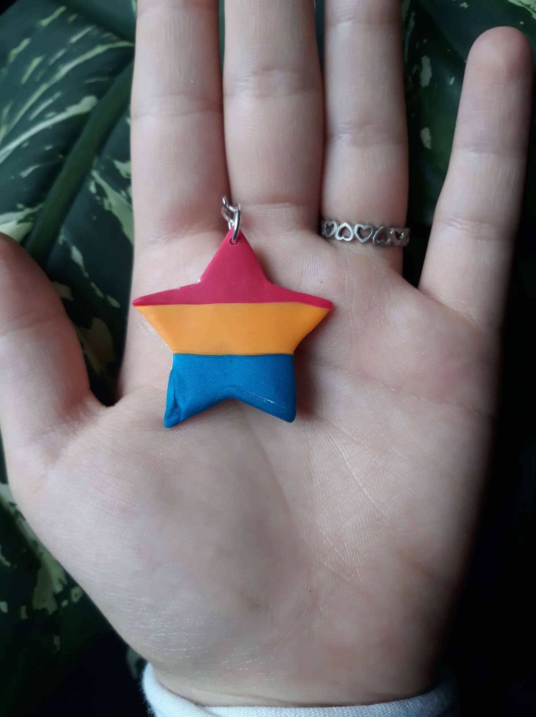 D8D8F1F8-8B73-4D18-90FB-EC6A107BF52B