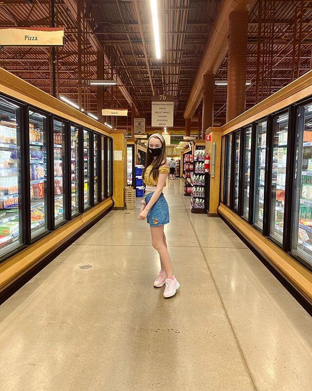 had to get photographic evidence of our exciting adventure to the grocery store...it&rsquo;s areshi&rsquo;s first time out of the house since march! OMG @areshimusic IT&rsquo;s YOUR FIRST OUTING AS AN ADULT