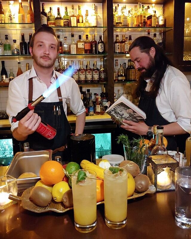 We&rsquo;re waiting for you at Oldies🔥 Fresh fruit cocktails, natural wine, sake, liquor and more! Better than average bar food also available🔶 📷 @restaurantgroupie