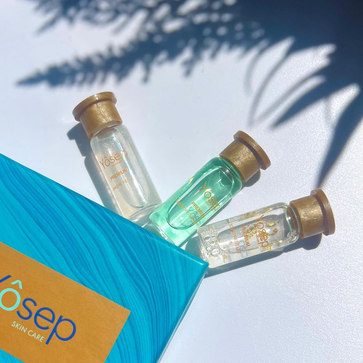 🌟 &iexcl;Descubre el secreto de una piel radiante en tan solo 3 d&iacute;as! 🌟 

Nuestras ampollas flash son el tratamiento premium que estabas buscando. Con su f&oacute;rmula natural, alisan las arrugas al instante, tensor y reafirman la piel de f