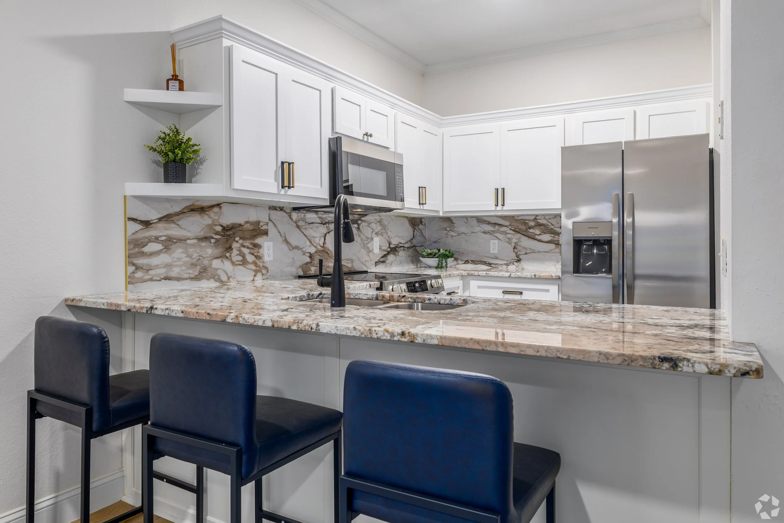 1412-Sustella-Avenue copy.jpg