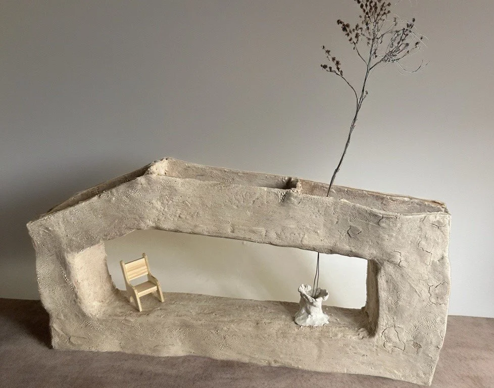 SechlerC_As time passes space diminishes_ceramic and wire_2024_H15xW16xD6.jpg