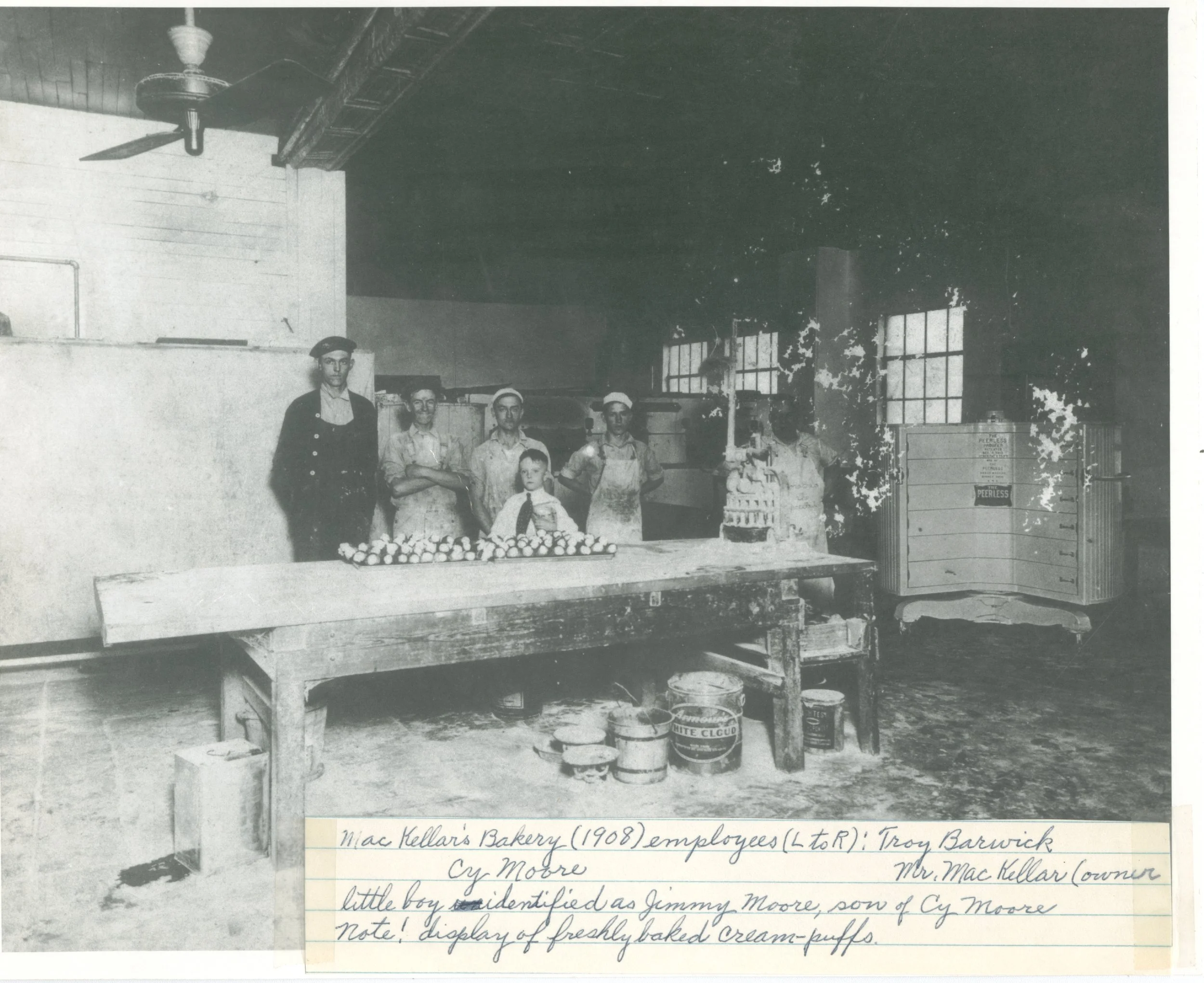 MacKellar's Bakery 1908.jpg