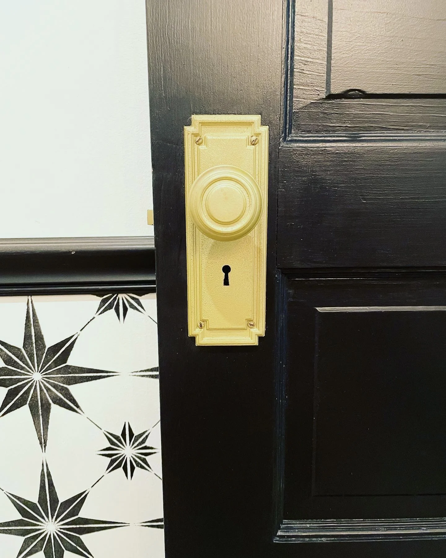 Bathroom Door Knob.jpg