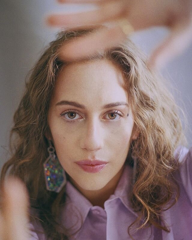 Can&rsquo;t wait to release my first single this FRIDAY!!!! M&aacute;s All&aacute; is coming out and I can&rsquo;t wait to share it with all of you!  Who&rsquo;s coming to our concert in Madrid?!! #LaMilonguera @casalimonmusic @acrecoletosjazz 📸 @re