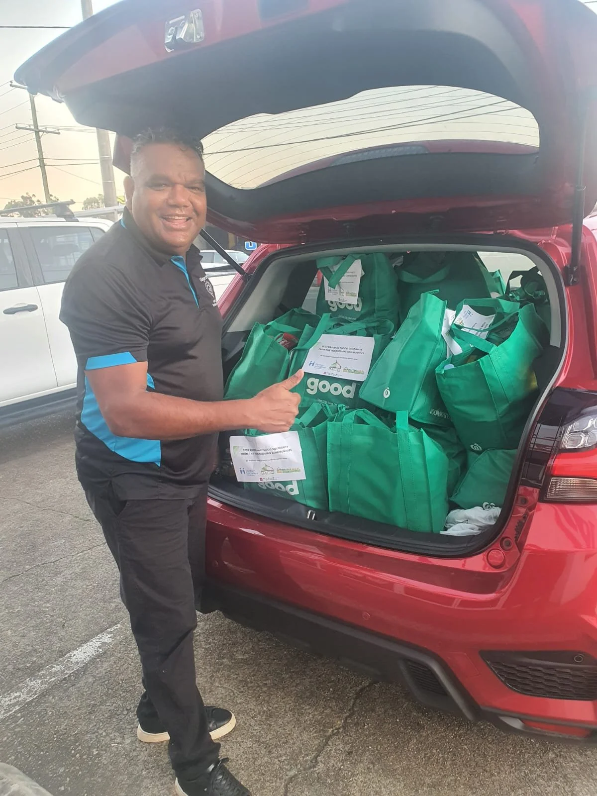  Gulgen Care CEO, Bruce Simpson with donations for the community after the Northern Rivers Floods in March 2022 