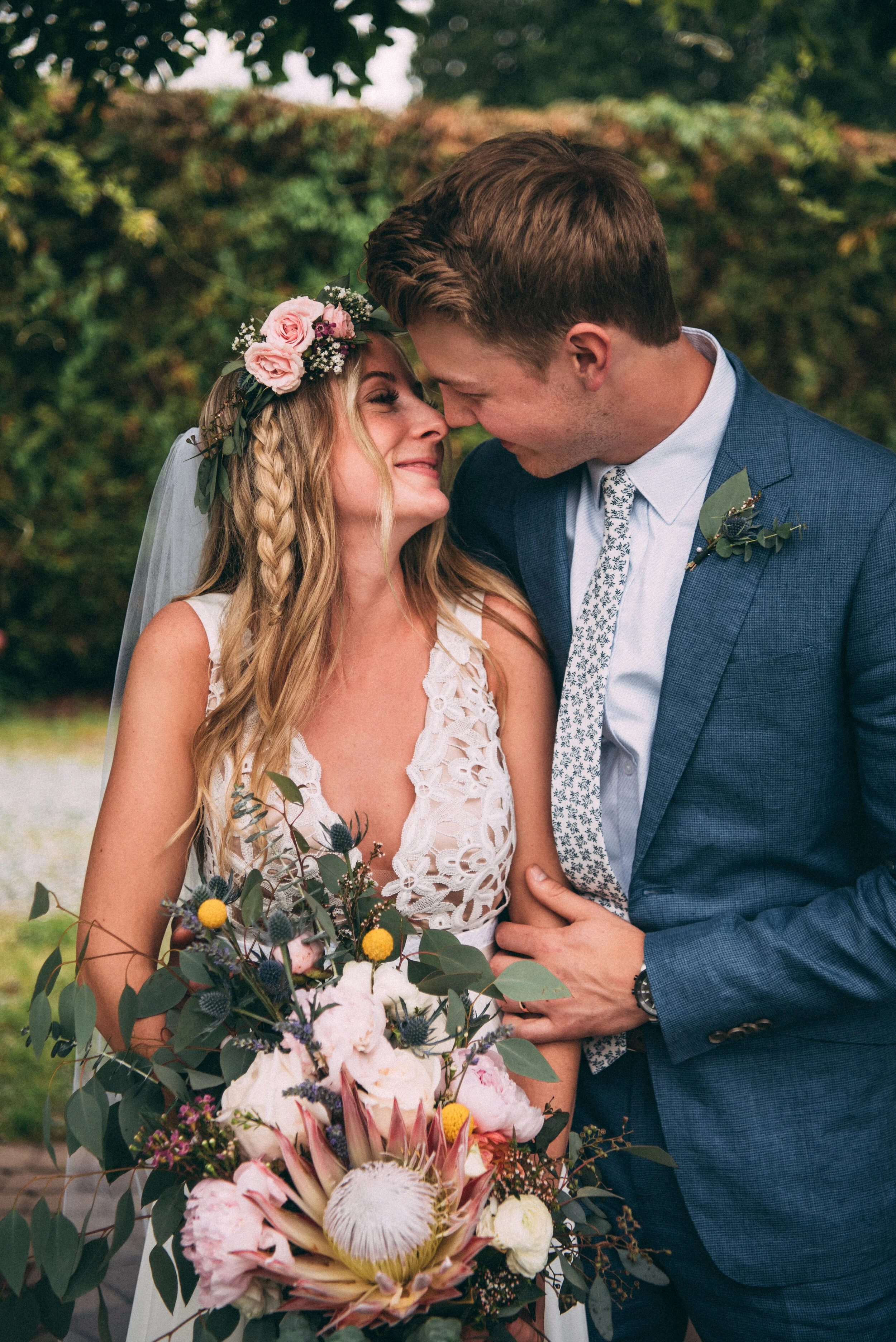 Katie&CamWedding-LavenderFarm-July7,2018-LauraOlsonPhotography-SunshineCoastWeddingPhotographer-5683.jpg