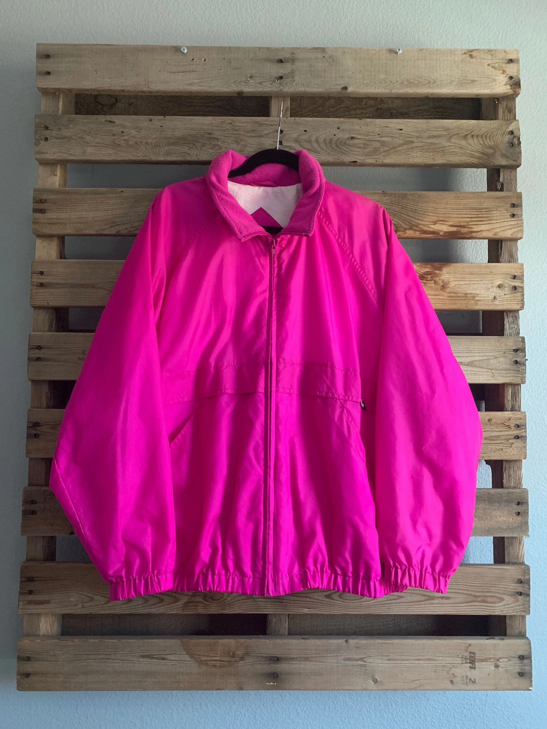 5F320D5E-0C50-4384-B197-BA3A5DE30DAA