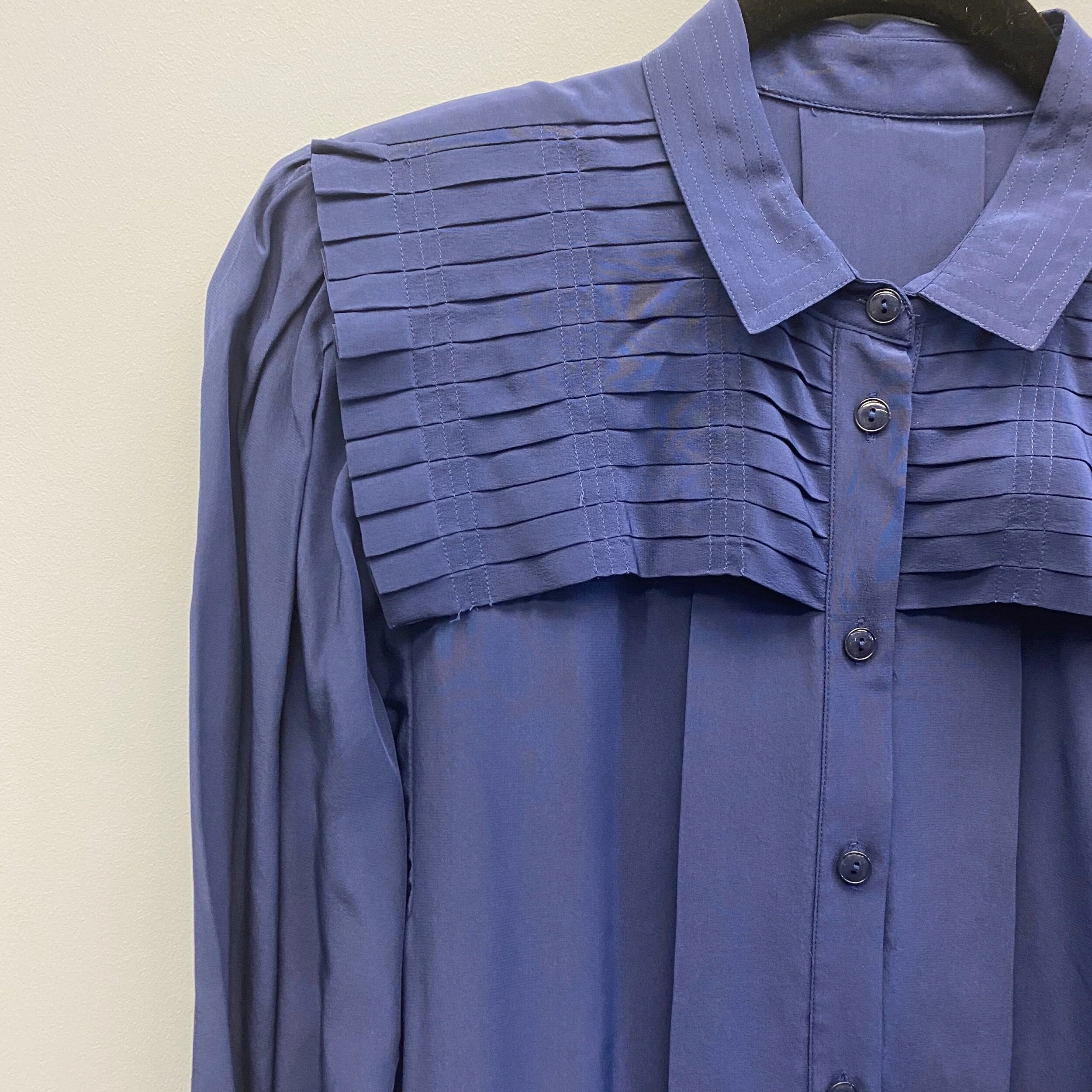 5A15179D-3A03-478E-AA36-AC64155E89AE