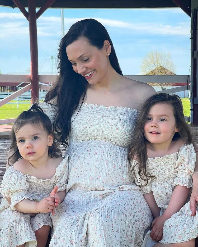 Giving Birth Abroad, Birth Trauma, and Moving from NYC to the Countryside with Blogger Ashley Hutchings
