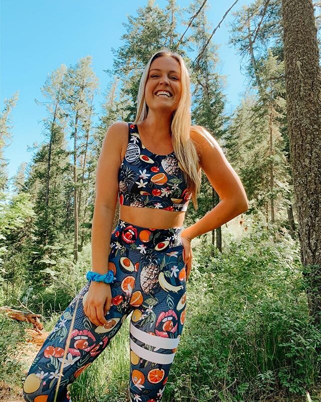 Hiking in my fruit suit 😋🍓🍊🍉🍋🍌🍒🍑🥥🍍🥝 isn&rsquo;t it cool to know that out of all the amazing things you see when you go on a hike, YOU are God&rsquo;s favorite creation?? #DoStuff