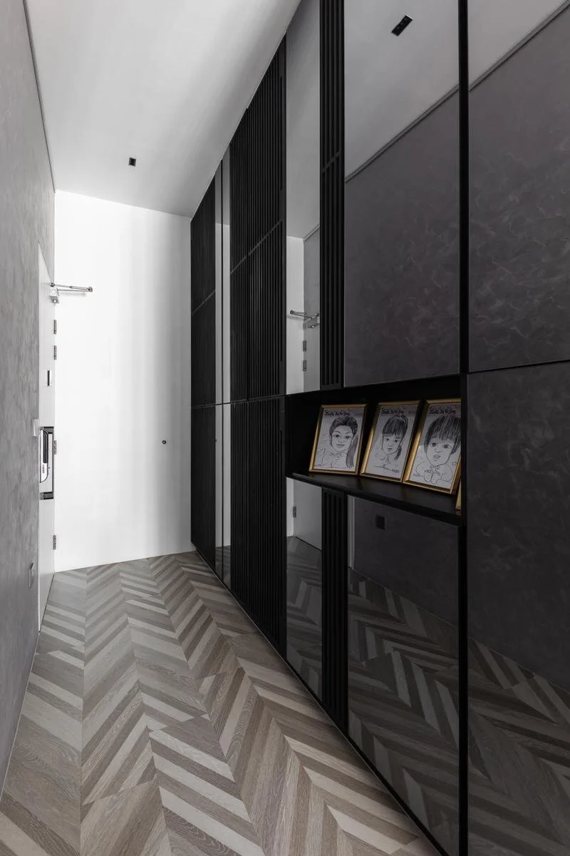 Articles Minutiae Interior Articles Minutiae Interior