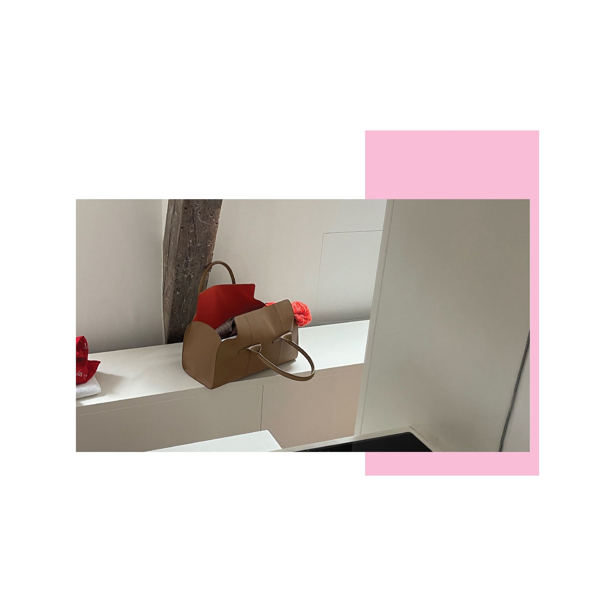 ON THE SHELF ! 
(Coming soon - The Great Escape Bag)

#travel #carryon #weekender #holdall #jetset #holiday #escape #tan #oooohlala #luggage #thegreatescape  #madeinitaly #designedinlondon #designerhandbag #innis #innisbags #bag #fashion #bags #handm