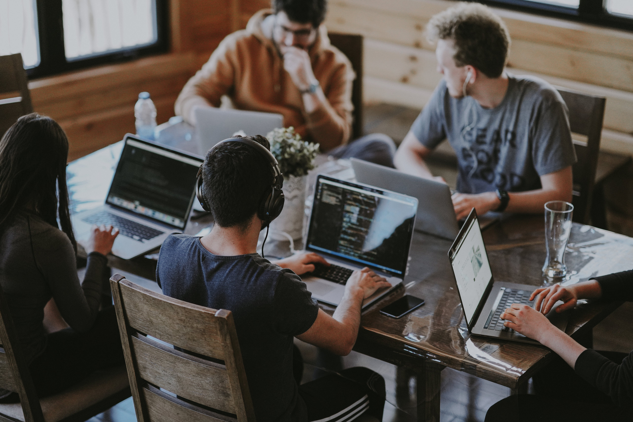 Know The Risks of Engaging Contract Workers
