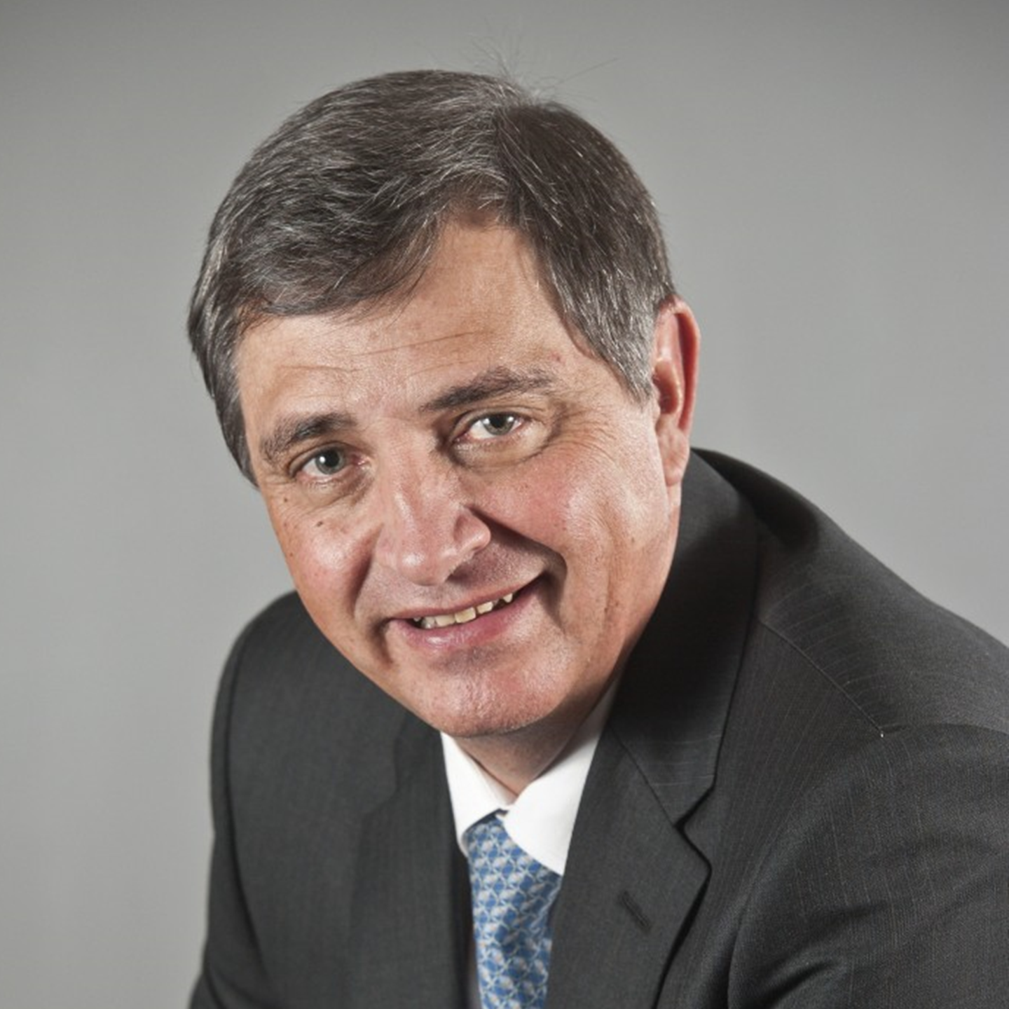 Dr. Johan van Zyl