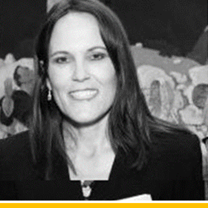 Leslee O’Loughlin 