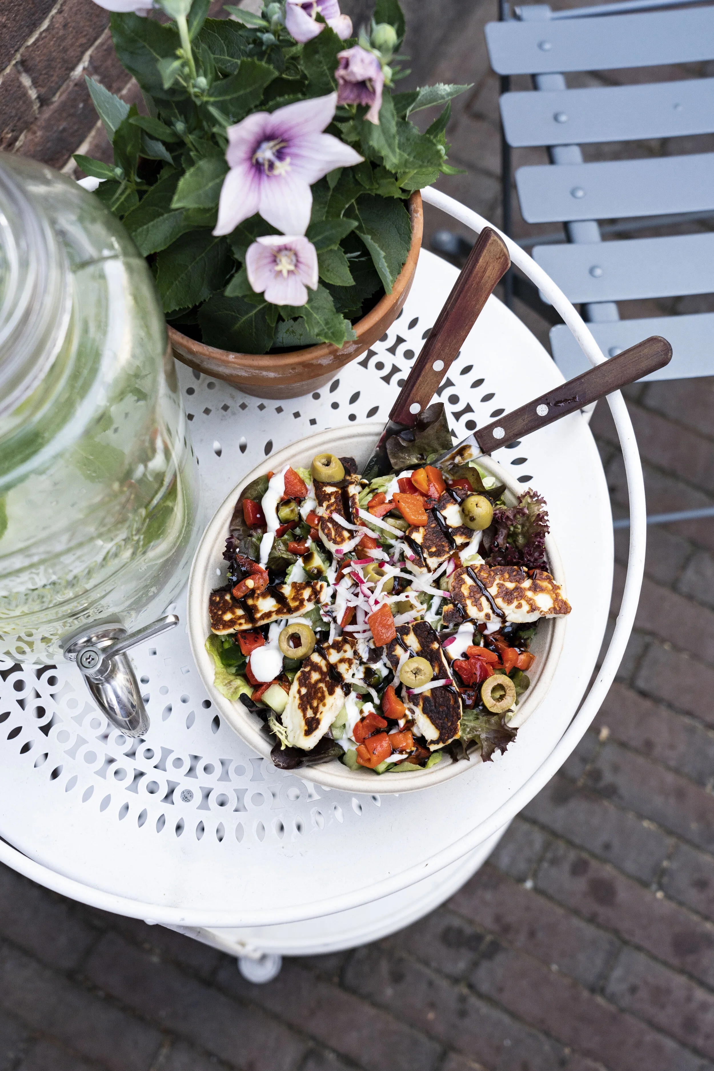 FiftyFifty Salade halloumi.jpg