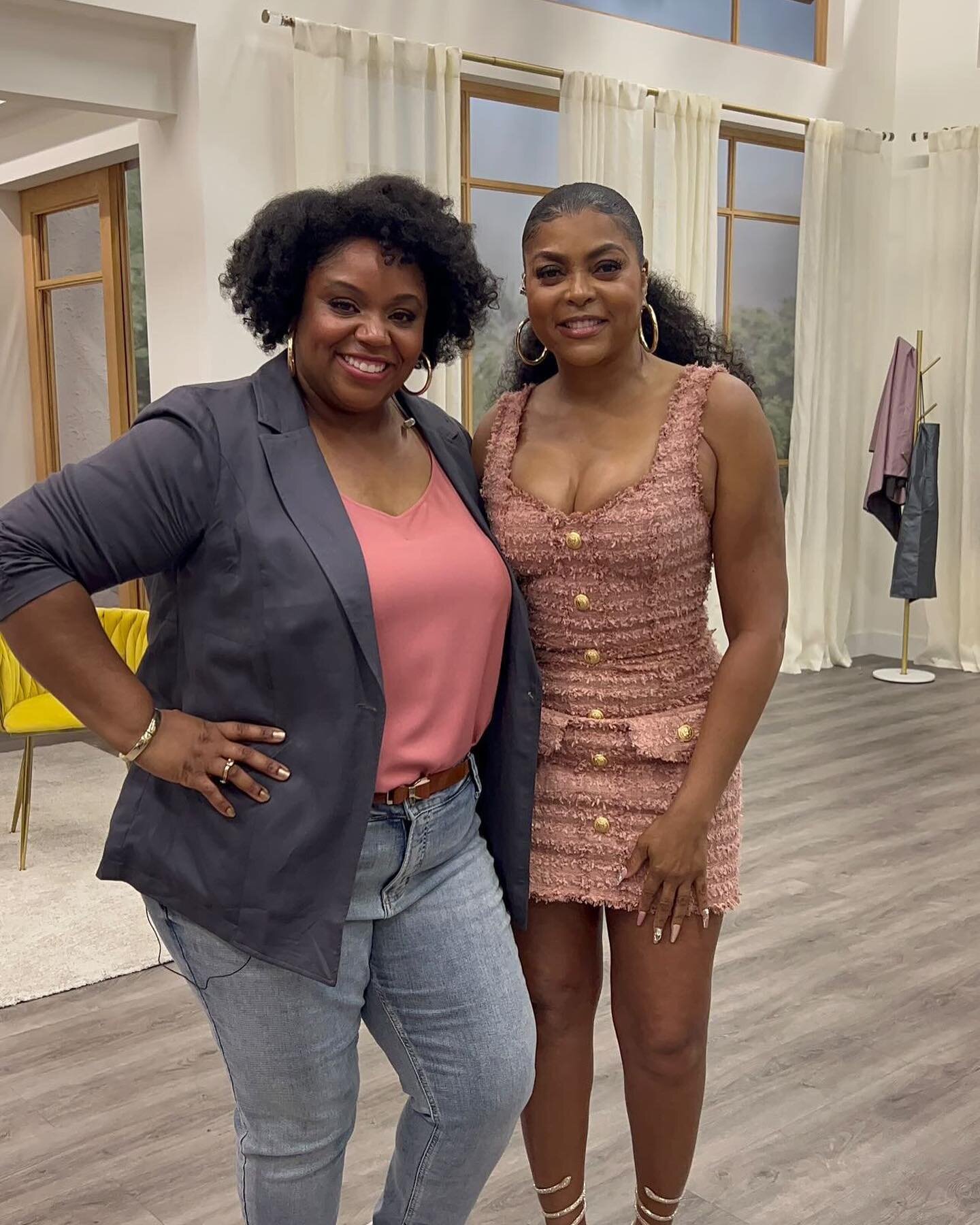 It was such an honor to do makeup for my gorgeous client @theonlinehairtherapist today for her on-camera appearance with @tarajiphenson for @tphbytaraji and @hsn. Catch these beautiful ladies again tomorrow at 11 am.