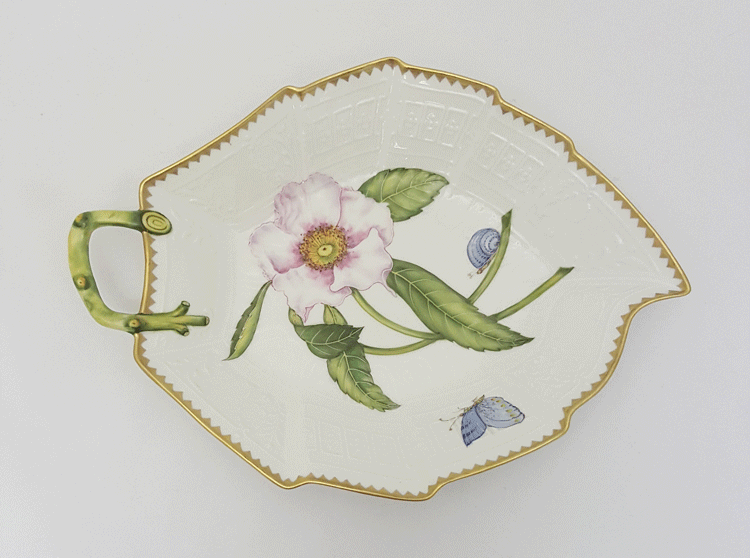 Peony Pink Leaf Tray