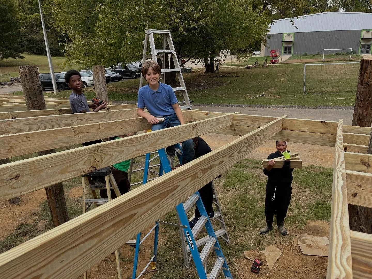 Libertas School of Memphis is building a barn at our middle school! The hub of our farm, this will house our chickens and goats. Last time we posted pictures of students from Mr. Kent and Dr. Estrada&rsquo;s manual arts classes helping to dig holes a