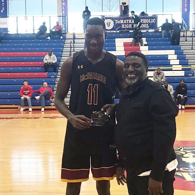 Over the weekend, @favouraire earned game MVP honors after Bishop McNamara beat Takoma Academy 68-54. 🌍🏀 ⠀
⠀
⠀
#newworld #newworldbasketball #girlshoops #boyshoops #aaugirls #aauboys #highschoolhoops #basketball #ncaa #nba #dmvhoops #dmvbasketball 