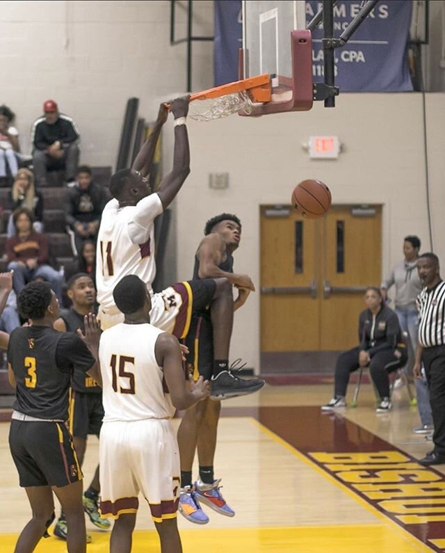 Favour Aire (@favouraire) c/o 2022 finished with 24pts and 21 rebounds last Friday against McNamara&rsquo;s win over Bishop Ireton. 🏀🌍 ⠀
⠀
⠀
#newworld #newworldbasketball #girlshoops #boyshoops #aaugirls #aauboys #highschoolhoops #basketball #ncaa 