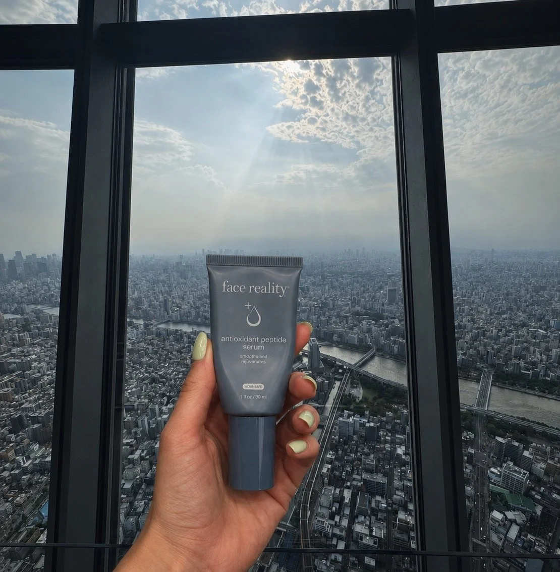 Face Reality made it to Japan! 🇯🇵✈️🩶

Taking skincare to new heights at TOKYO SKYTREE 🗼✨ overlooking one of the largest metropolitan areas in the world &mdash; home to roughly 37 million people.

With a city this big, the Face Reality Antioxidant