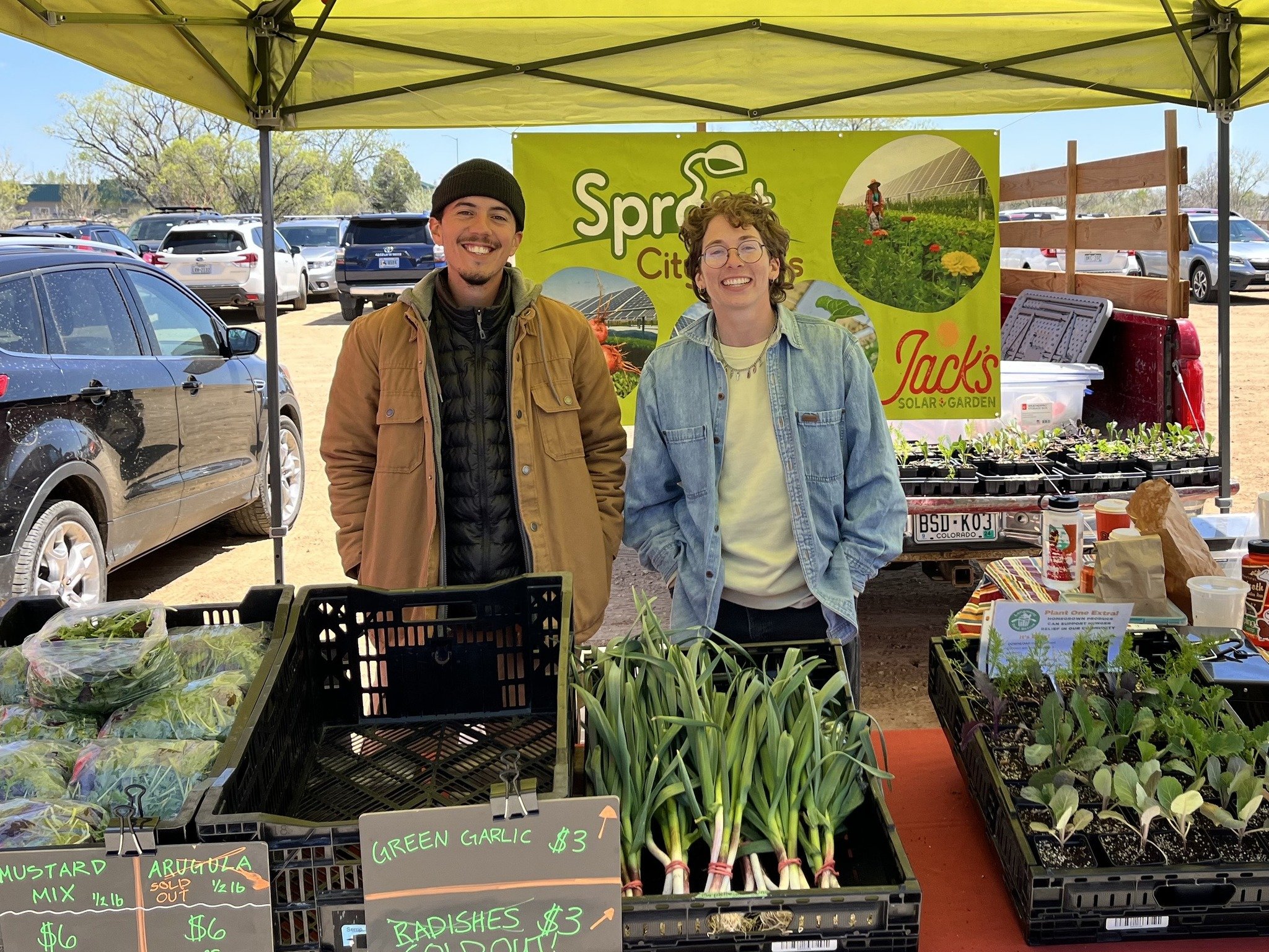 Meet your Longmont Farmers Market vendors, Steven and Jessie! 

Steven (he/him) is our Market &amp; Outreach Coordinator at Jack's Solar Garden and has returned to Sprout City Farms to farm under solar panels for a second season! 

Jessie (they/them)