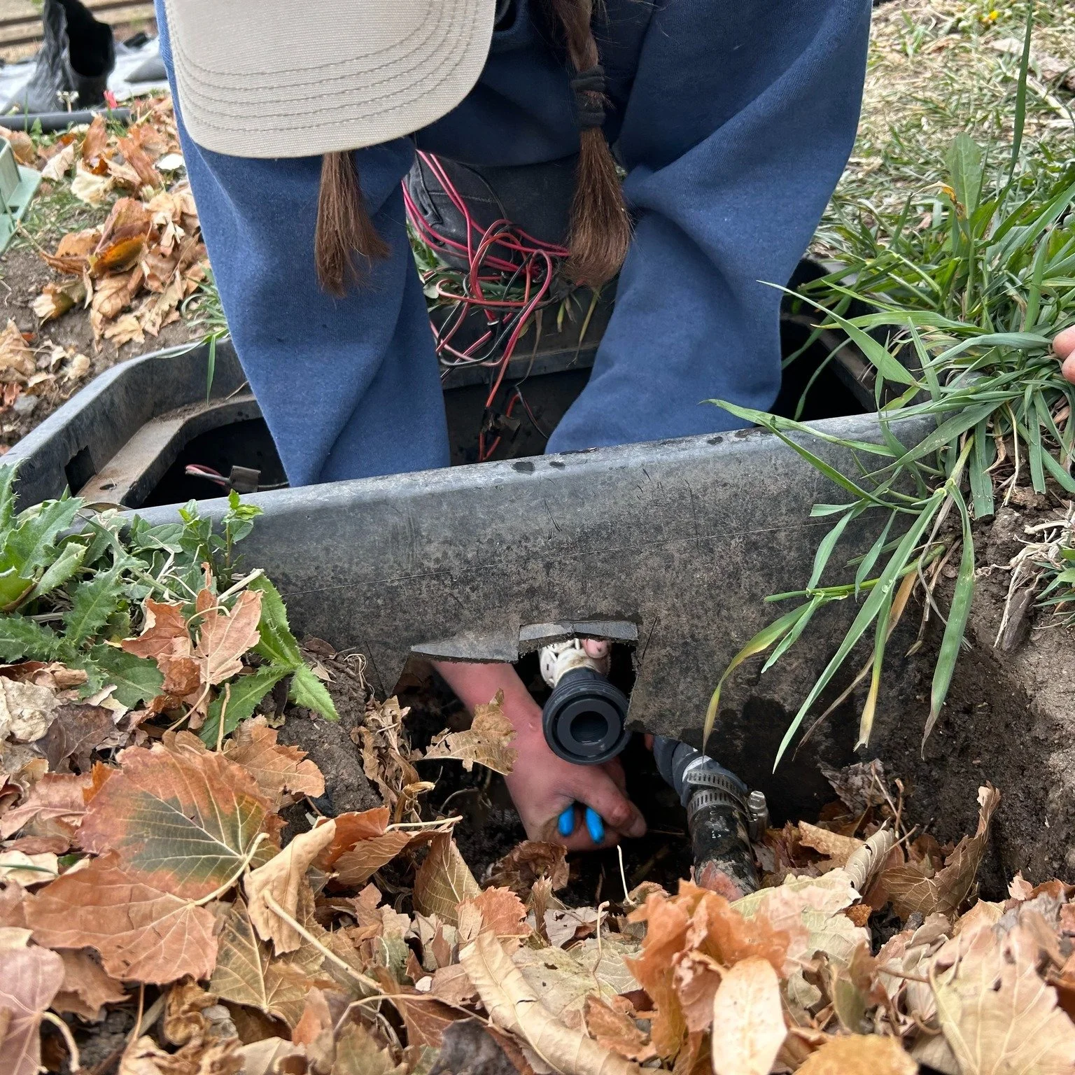 Every Drop Counts 💧

It should be no surprise that we take a lot of care to get water to our crops, and it&rsquo;s an ongoing process. Seeing standing water in an irrigation box is a sure sign that there&rsquo;s a leak somewhere that needs attention