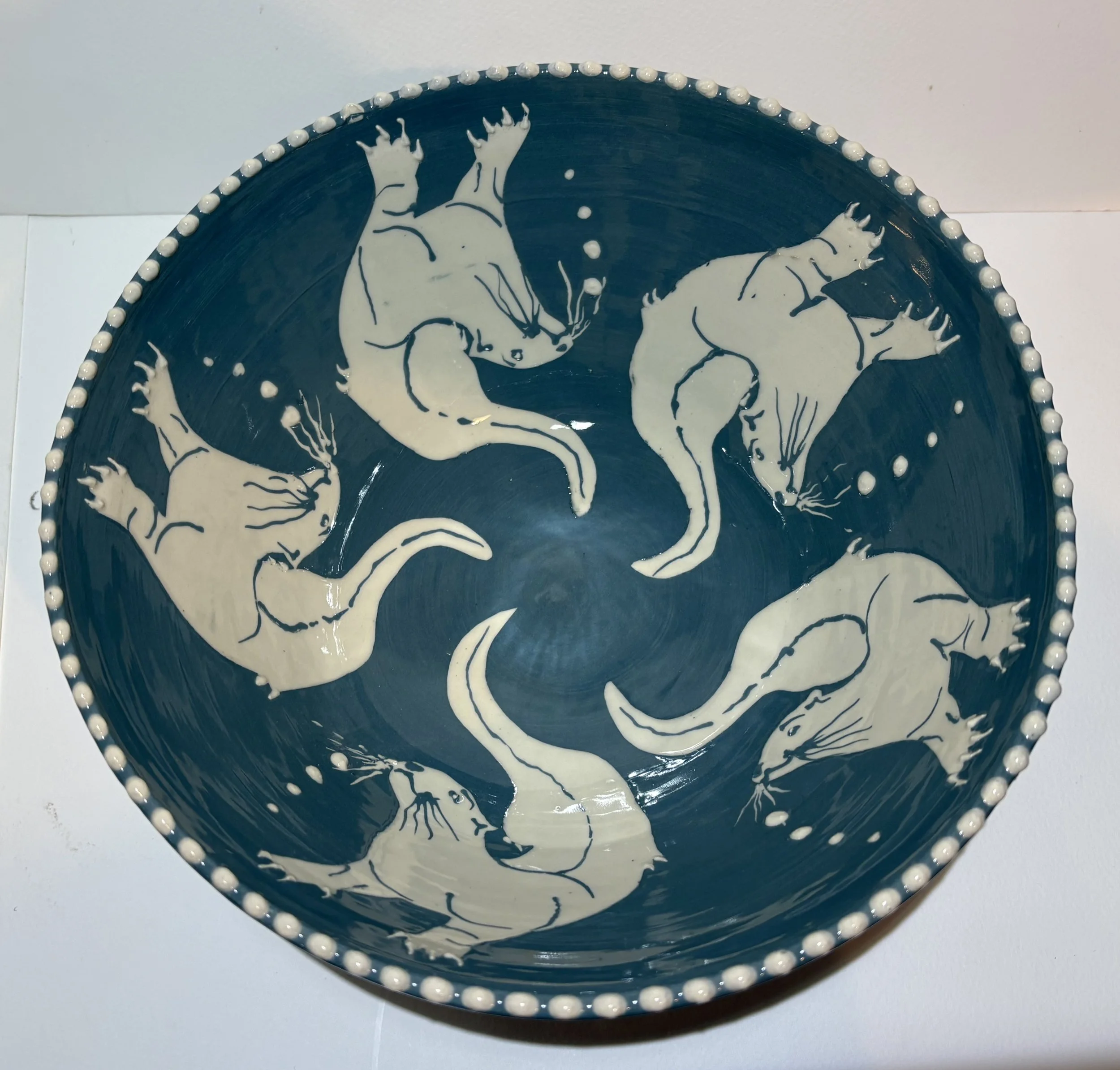 Otter bowl