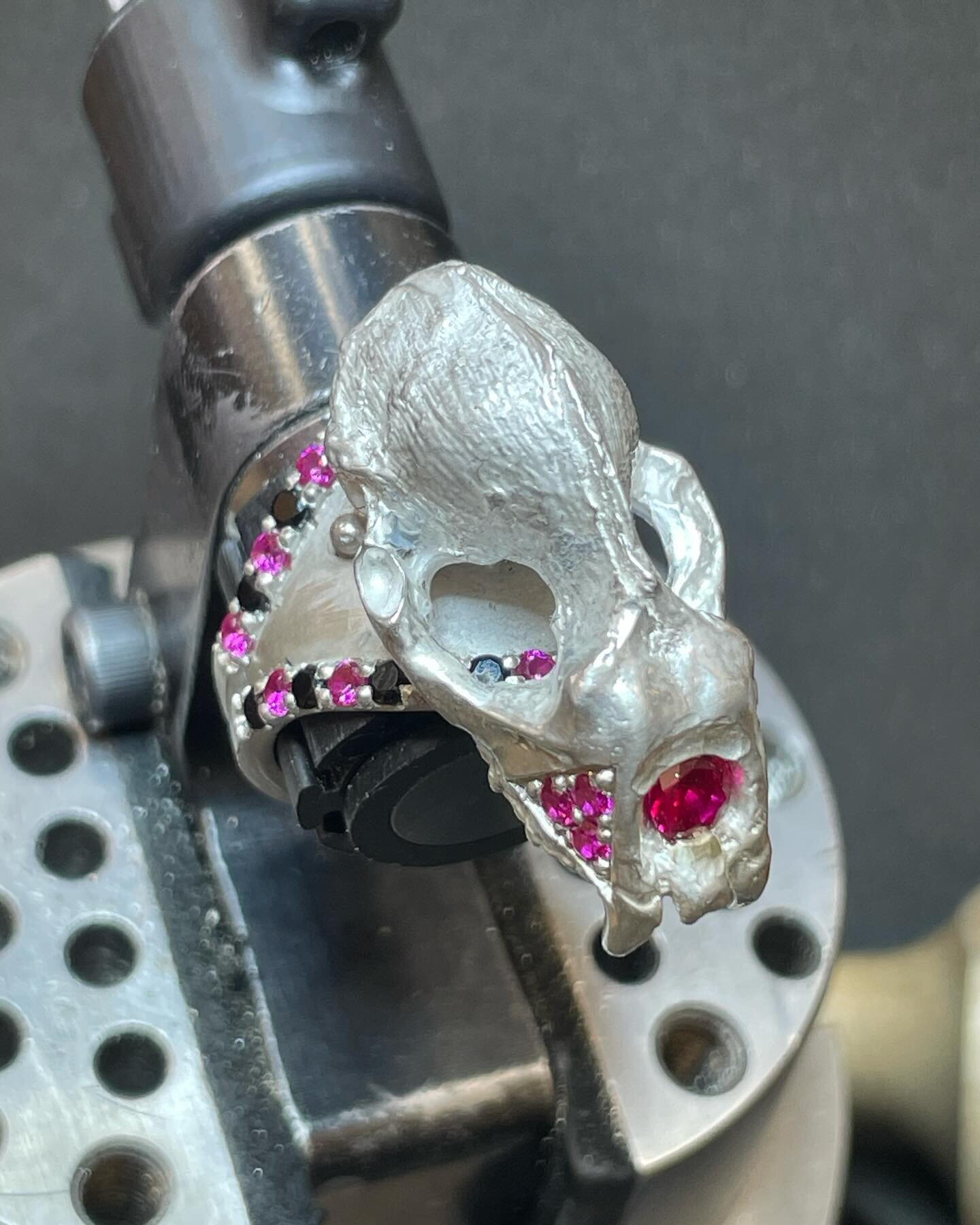 Bat skull threads onto ring setting. Fabricated thread, no tap and dies used. More of a sketch in metal than anything, terrible design&hellip;good practice