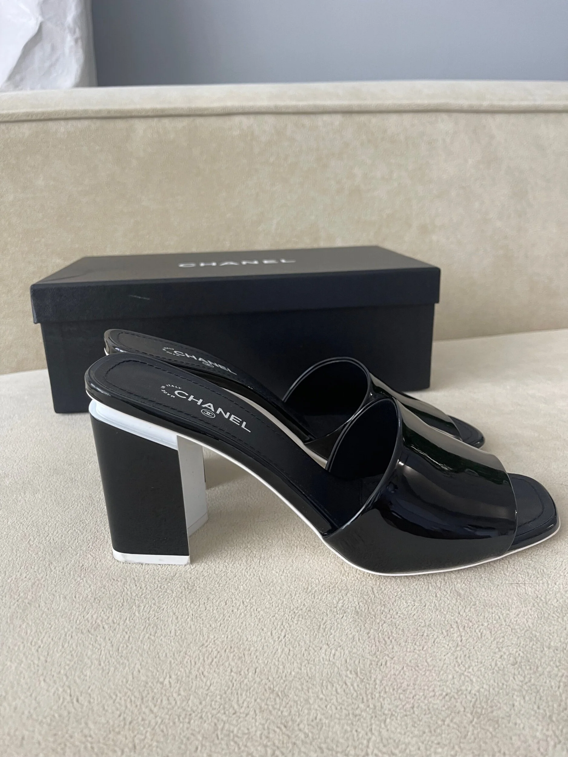 9F85718D-D9E5-481D-815A-1BA22EA1C409