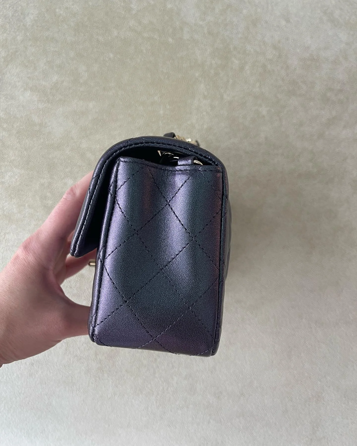 D3EE60B9-27E2-448B-8FBC-F3BA298DE408