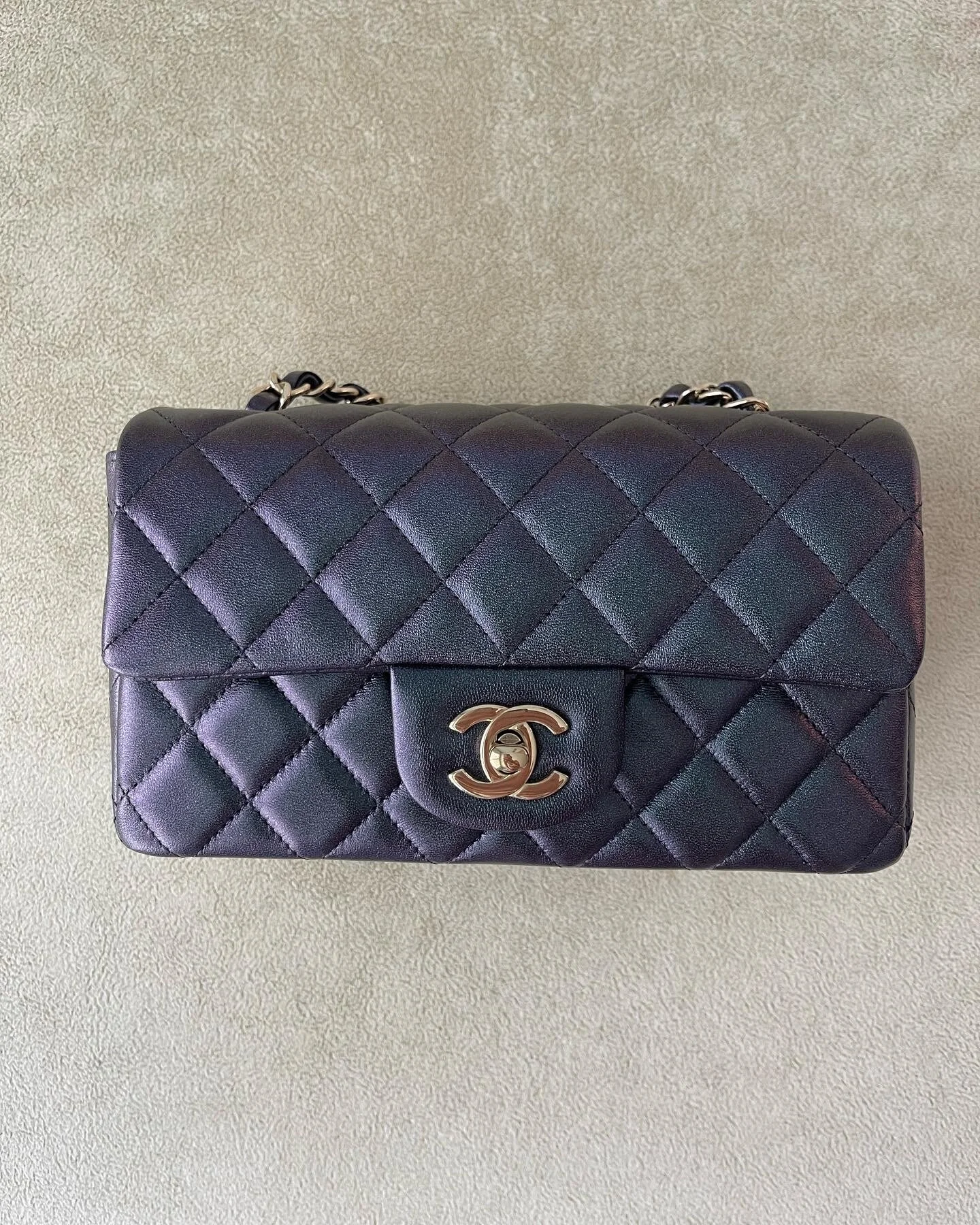 FC5CF4A9-394B-461E-B99F-D0766FF837CF