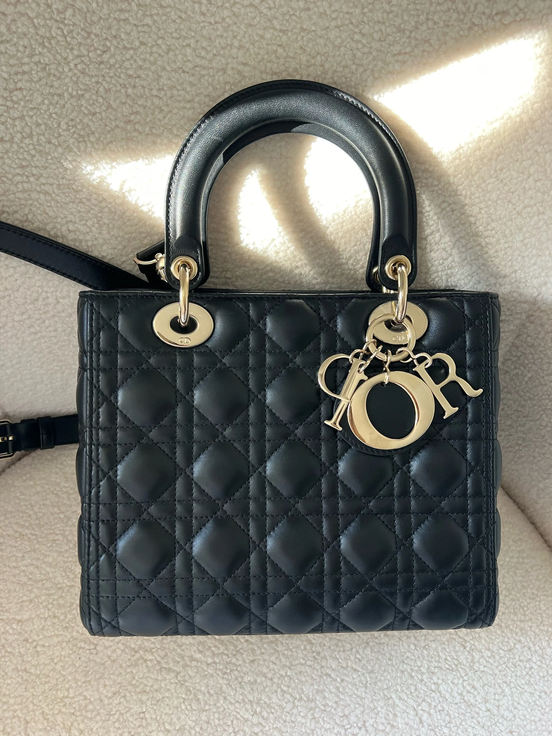 27FFA3DB-727E-4332-A1C5-36DC1F93982F