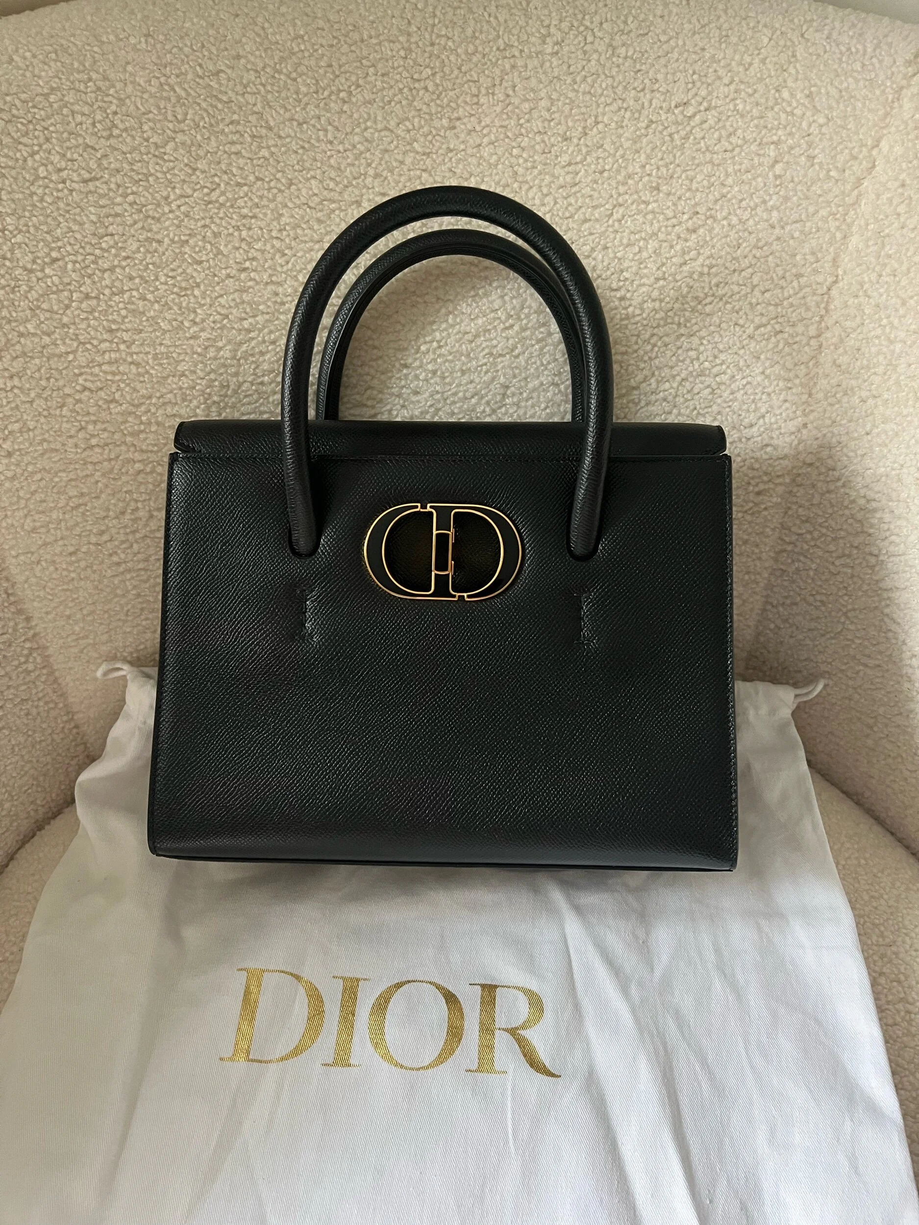 EC5A5235-703E-4A14-A113-9294B22A914B